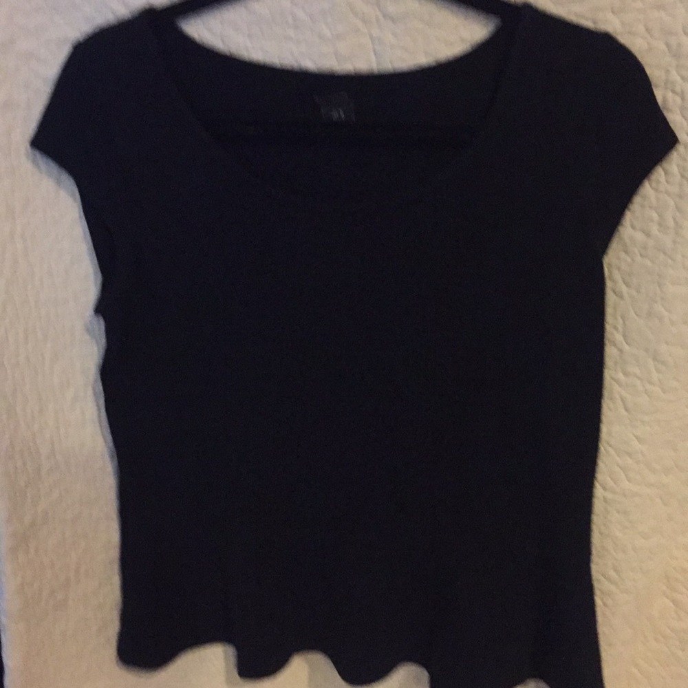 Cap sleeve tee like new